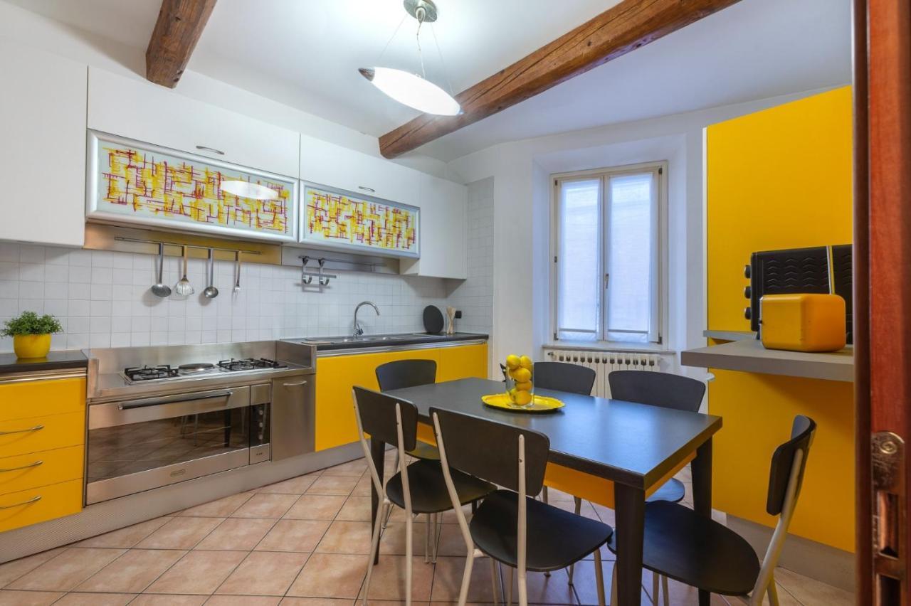 Central Ferrara Apartment Luaran gambar