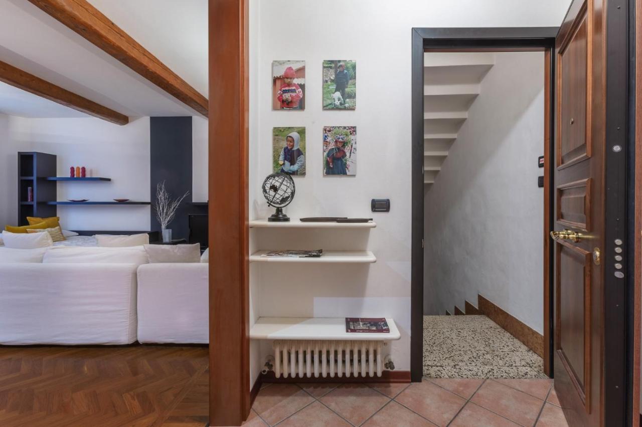 Central Ferrara Apartment Luaran gambar